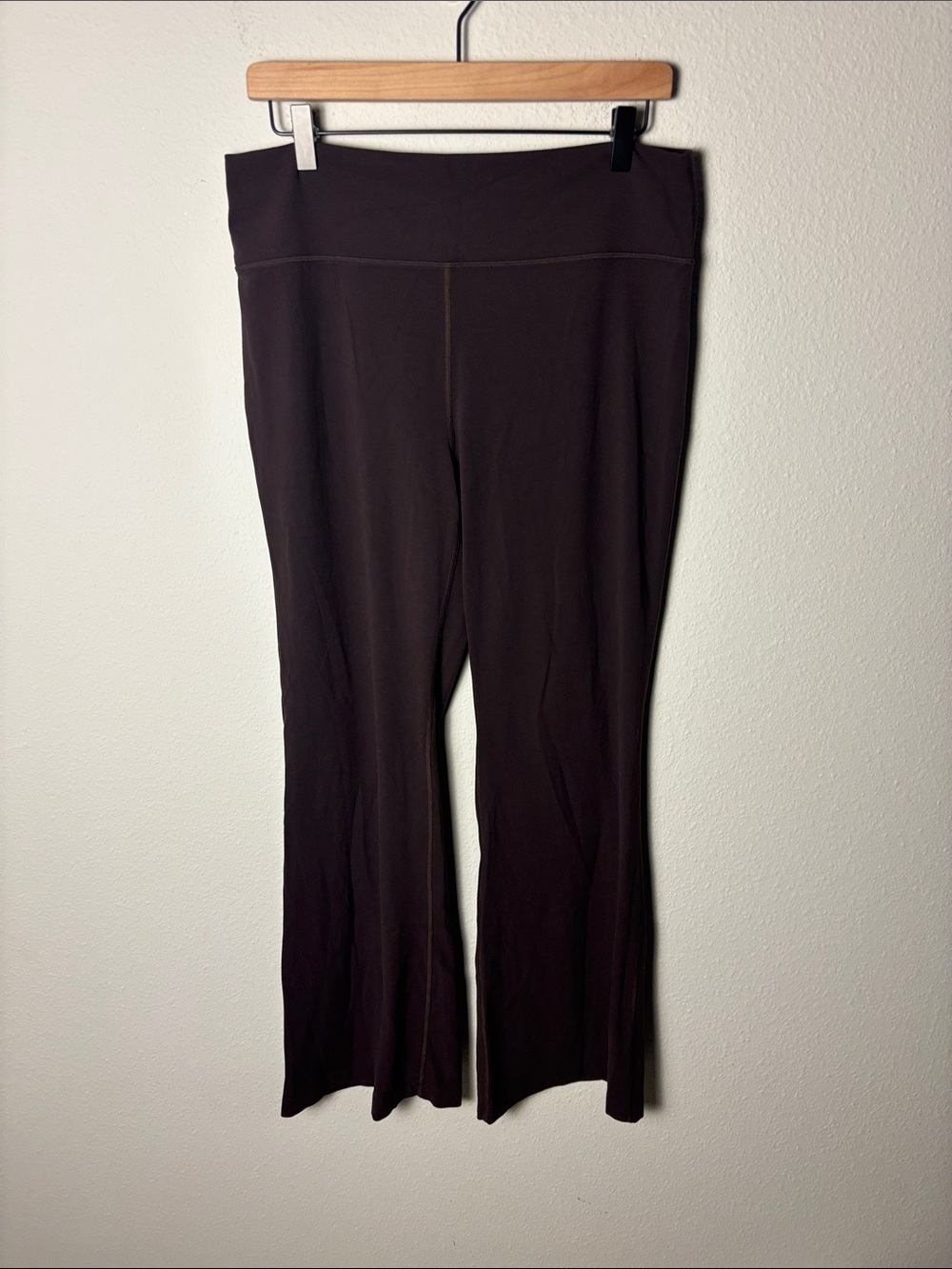 Lululemon Groove Nulu High-Rise Flared Pant *Short Sequoia Brown W5HIRS
